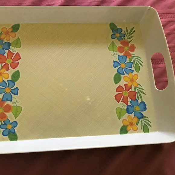 Pretty  LArge Melamine tray - Picture 2 of 4